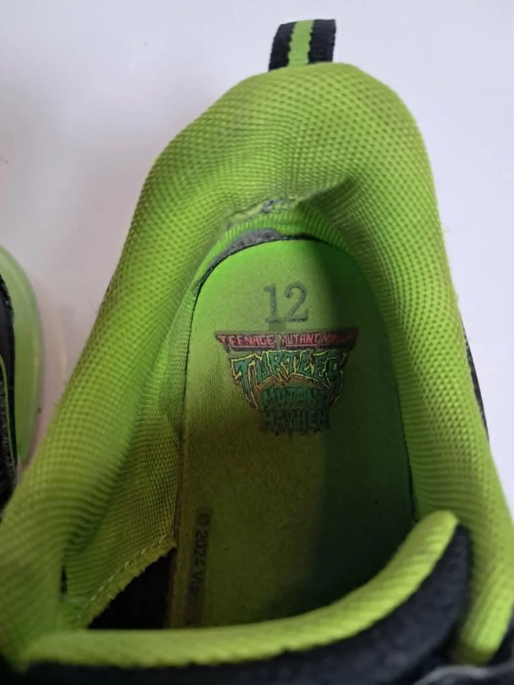 TMNT Ninja Turtles Boys Light Up Sneakers Black Green Size 12